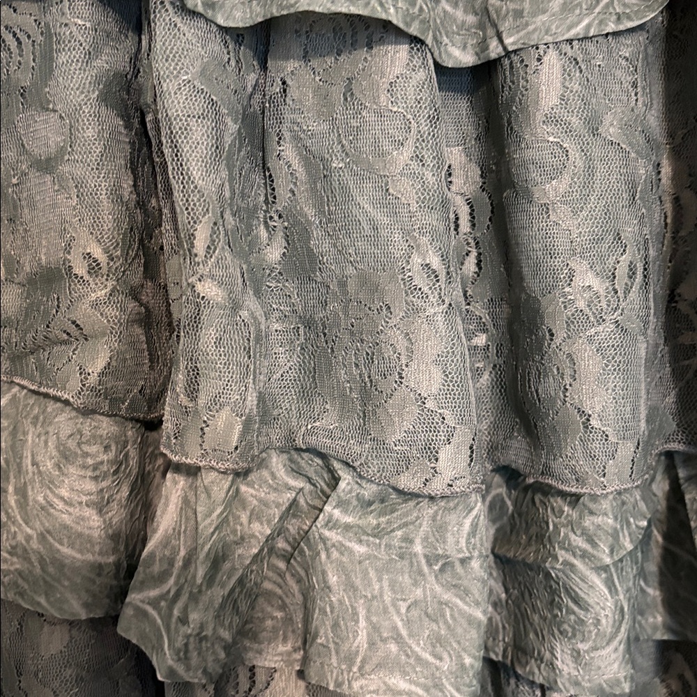 Tiered Lace Midi Skirt in Forest Green - Picture 2 of 4